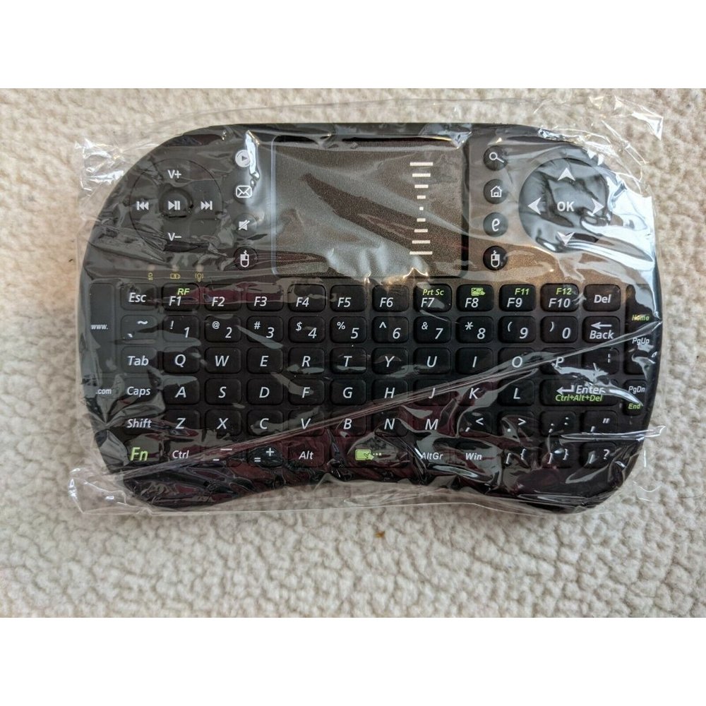 Mini Portable Wireless Keyboard With Touchpad T2 - Picture 8 of 10